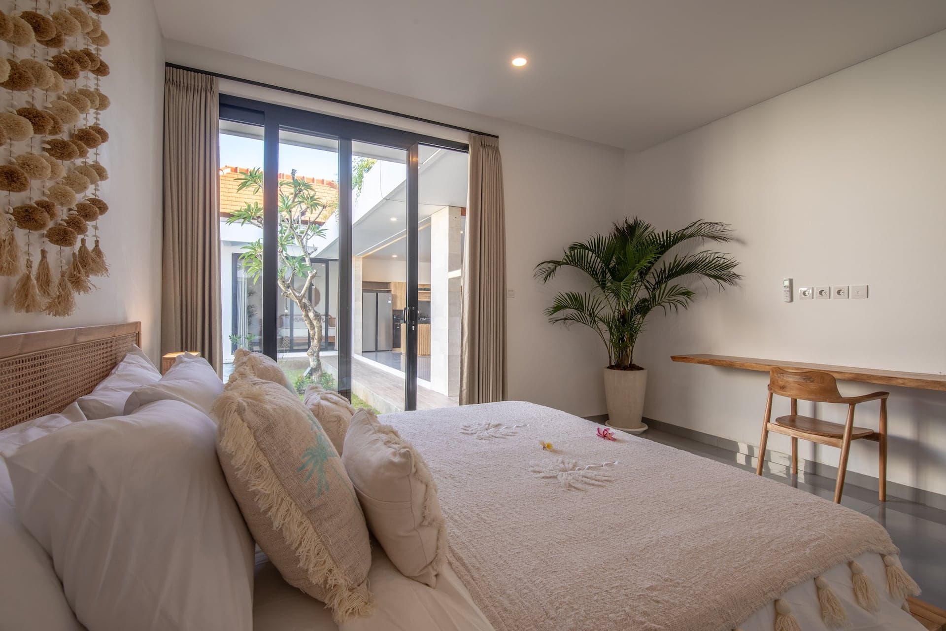 Villa Sienna center of Seminyak AirPort pickup Inc — photo 5